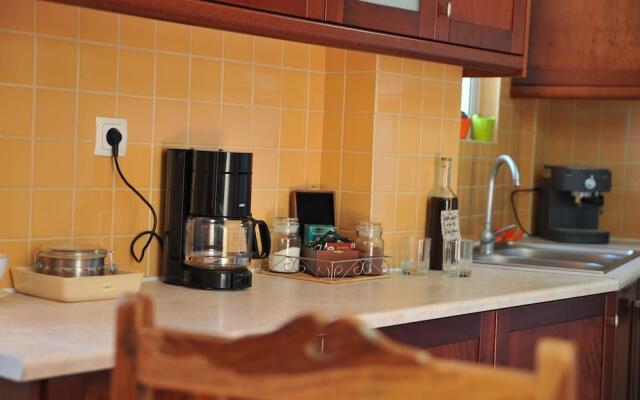 Acropolis Home