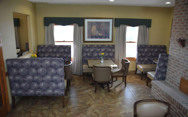 Quality Inn And Suites Dublin