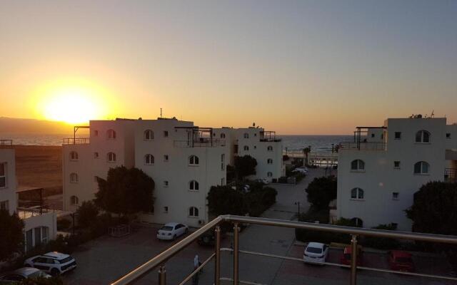 Aphrodite Beachfront Penthouse Apartment