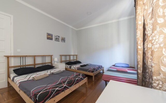 Room Gani