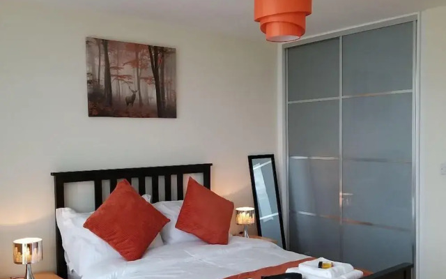47 Chelsea House - Q-zotica City Centre Apartments: Parking, City view & Smart gadgets