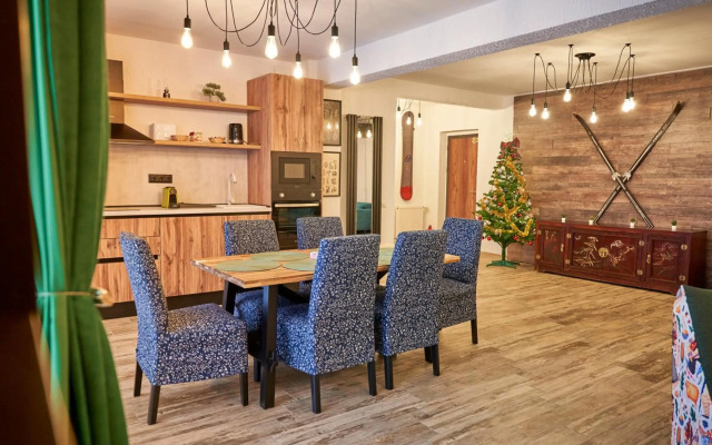 Family TreeZ Premium Apartments