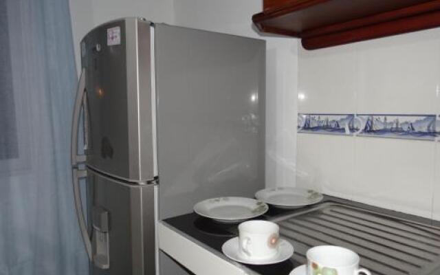 Apartamentos Y Hostal Acuario