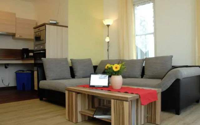 Cozy Apartment in Pepelow near the Sea