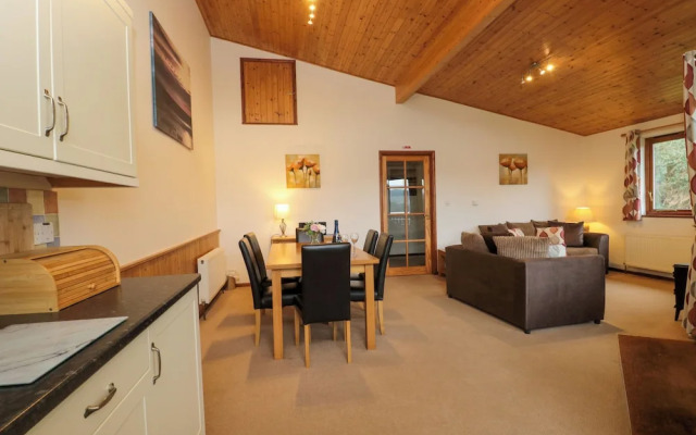 The Ash Lodge