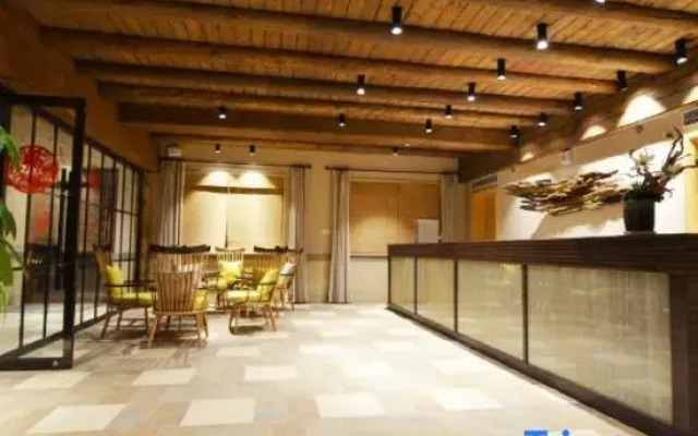 Duan’s Quadrangle Inn