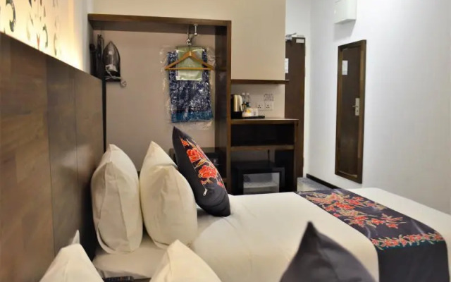 Serapi Hotel