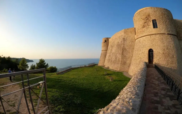 Angolo 54 (Adults Only)