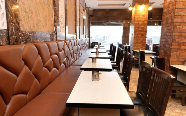 Oyo 29642 Hotel Gsc International