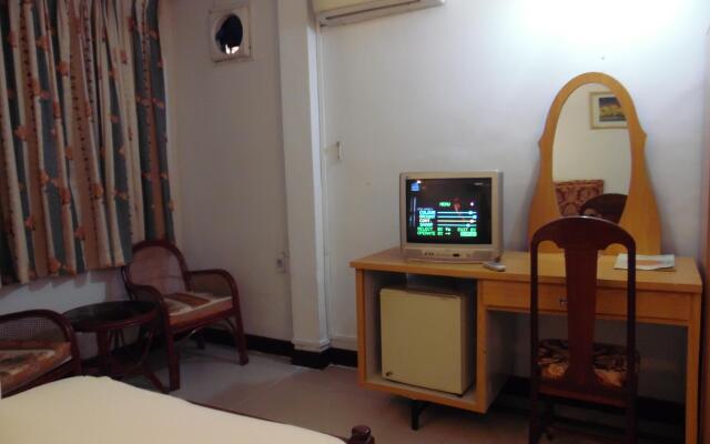 Golden Gate Hotel