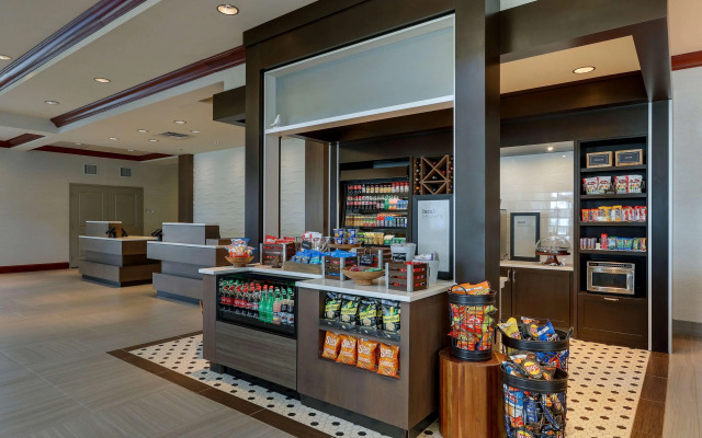 Hilton Garden Inn Indianapolis Airport