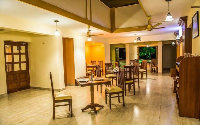 FabHotel Prazeres Boutique PanajI