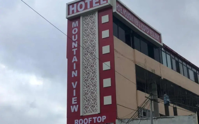 Hotel Mountain View And Rooftop Restaurant