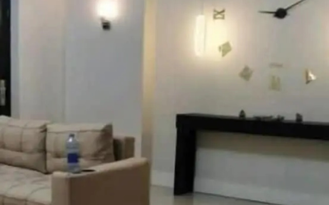 Legacy Homes 2A Apartment