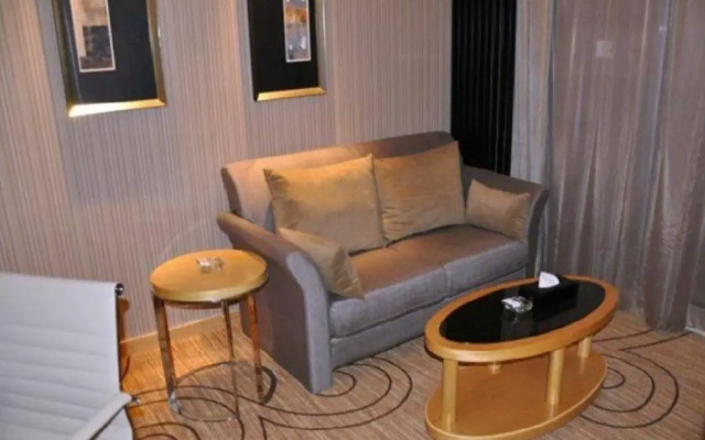 XinHua JianGuo Hotel