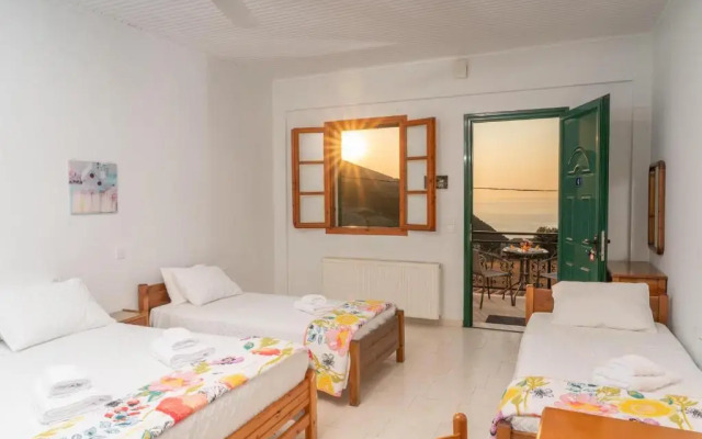 Myrtos View Apartments