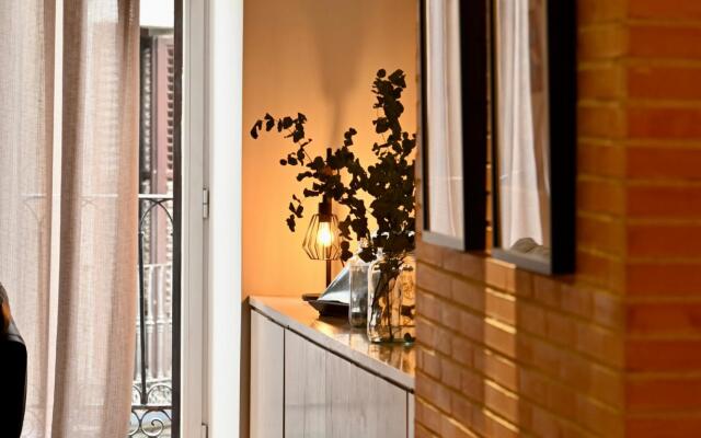 M (Nav9) Luxury Apartment-Madrid Downtown