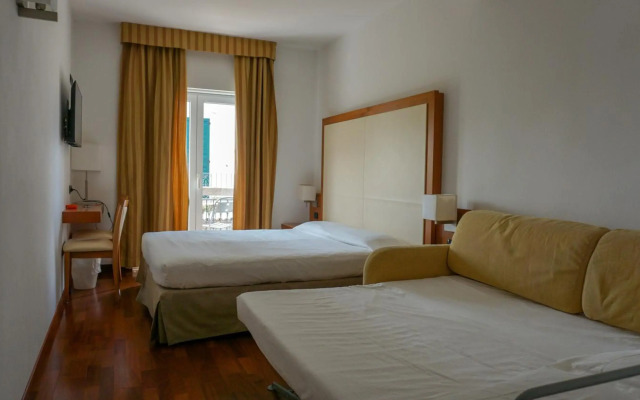 Hotel Mavino