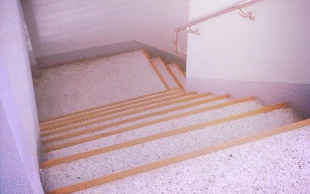 Pandinthong Apartment