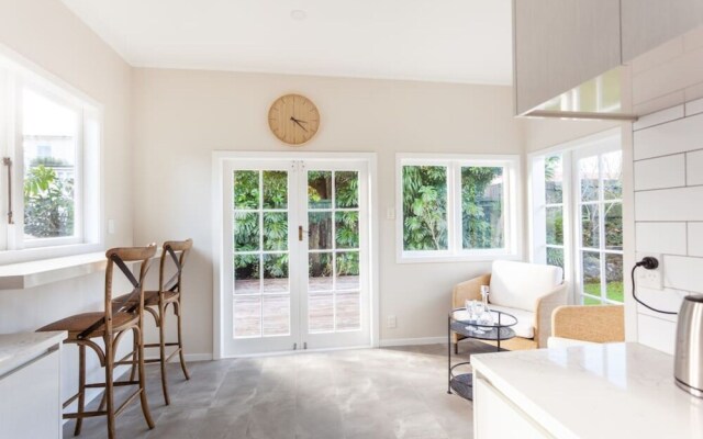 Sunny & Spacious Character Villa