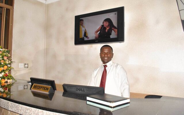 Tristar Hotel