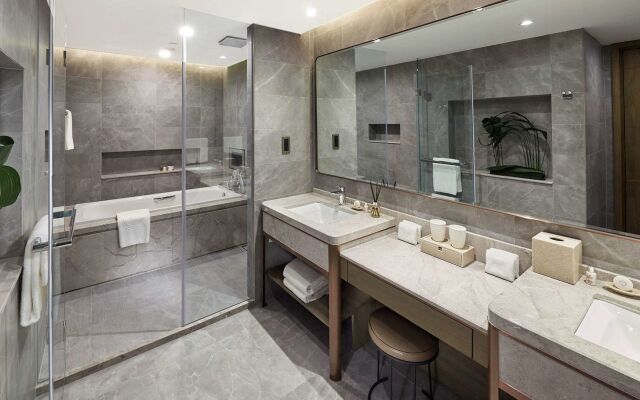 Oasis Aurum 181 Hotel