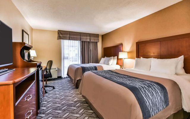 Comfort Inn & Suites Ambassador Bridge