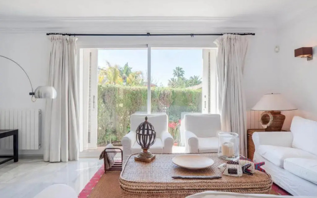 Charming 4bedroom Villa in Los Monteros Beach