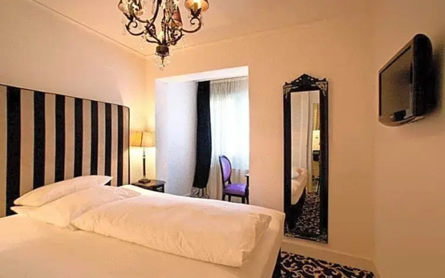 Hotel Aleksandra