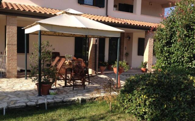 Cherry House Bed&Breakfast