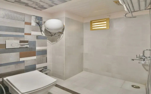 Capital O 39331 Hotel Retaj