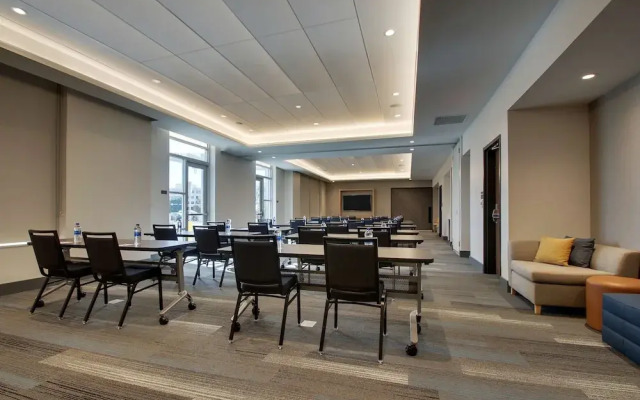 Hyatt House Oak Brook