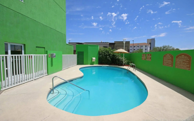 iStay Hotel Ciudad Juarez