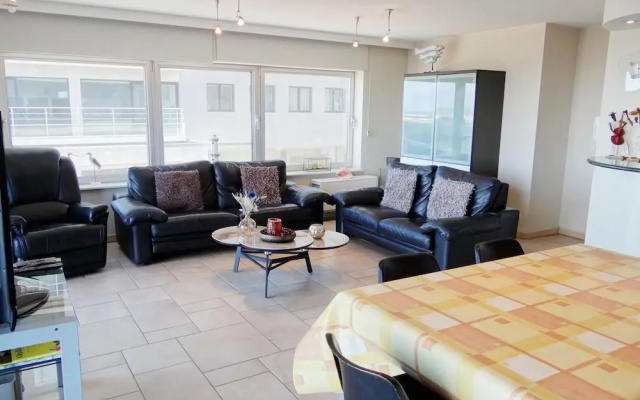 Apartment in Nieuwpoort With Ocean Views