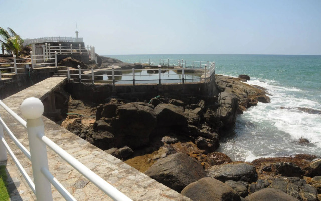 White Villa Resort Aungalla