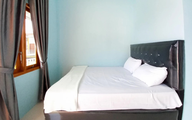 ReGa GuestHouse RedPartner – Guest Rooms – Pekanbaru