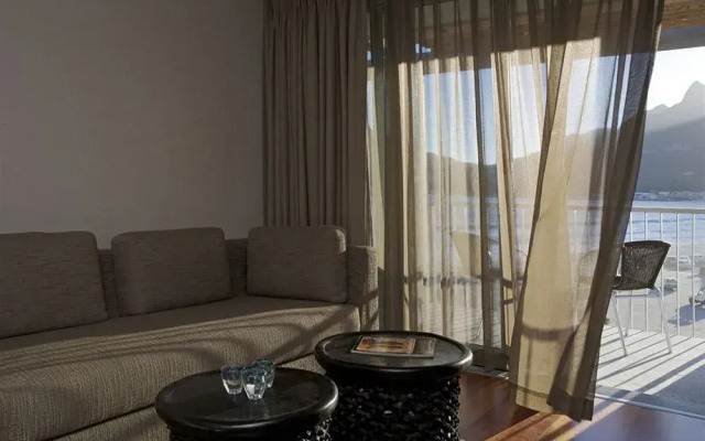 Chapmans Peak Hotel