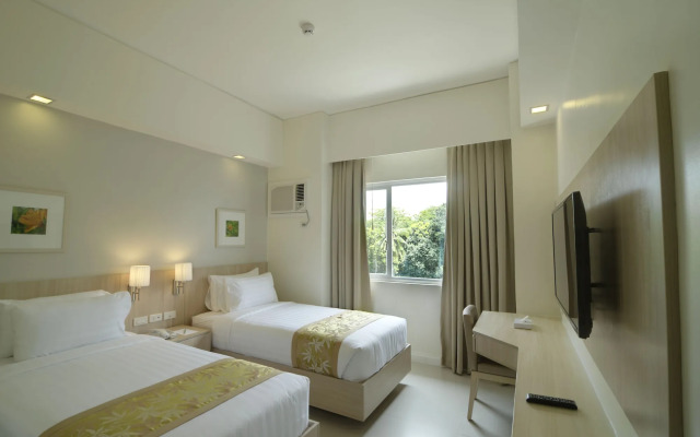 Zerenity Hotel & Suites