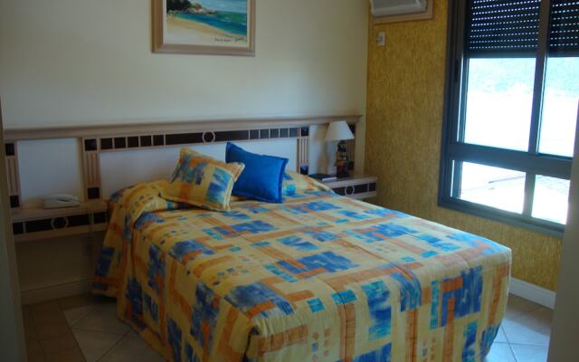 Golfinhos Apart Hotel