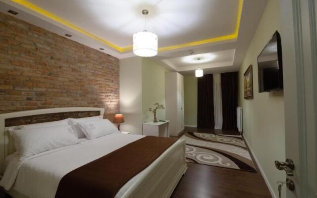 Casta Diva Hotel