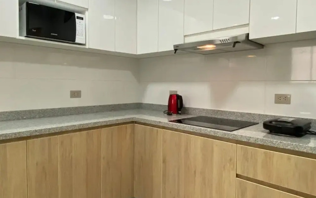Cozy 3BR With Balcony in Miraflores