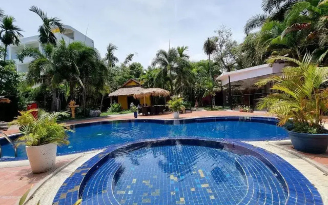 FourRest Hostel