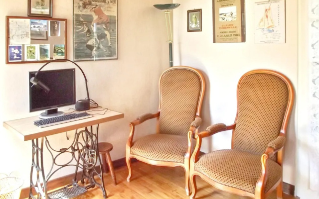 House With one Bedroom in Trédrez-locquémeau, With Furnished Garden an