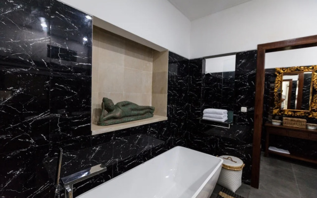 The Griyani Suite