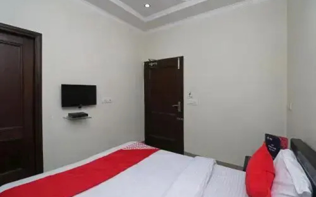 Hotel Abinashi by OYO Rooms