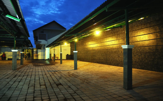 The Ayudya Glogor Carik