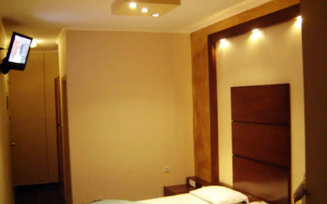 Sacallis Inn Beach Hotel