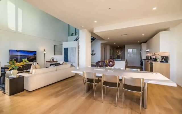 @ Marbella Lane - Luxurious 3BR Penthouse