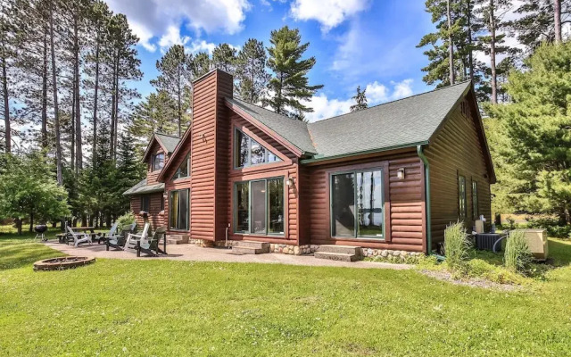 Sandy Shores - 4 Br Home