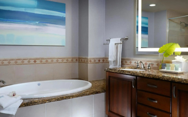 Naples Bay Resort & Marina
